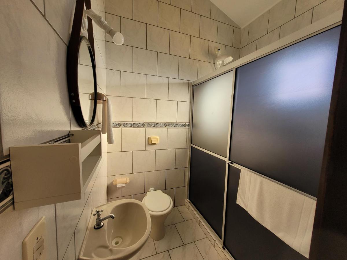 Pousada Genoveva - Apto Com Um Dormitorio Фарол де Санта Марта Екстериор снимка